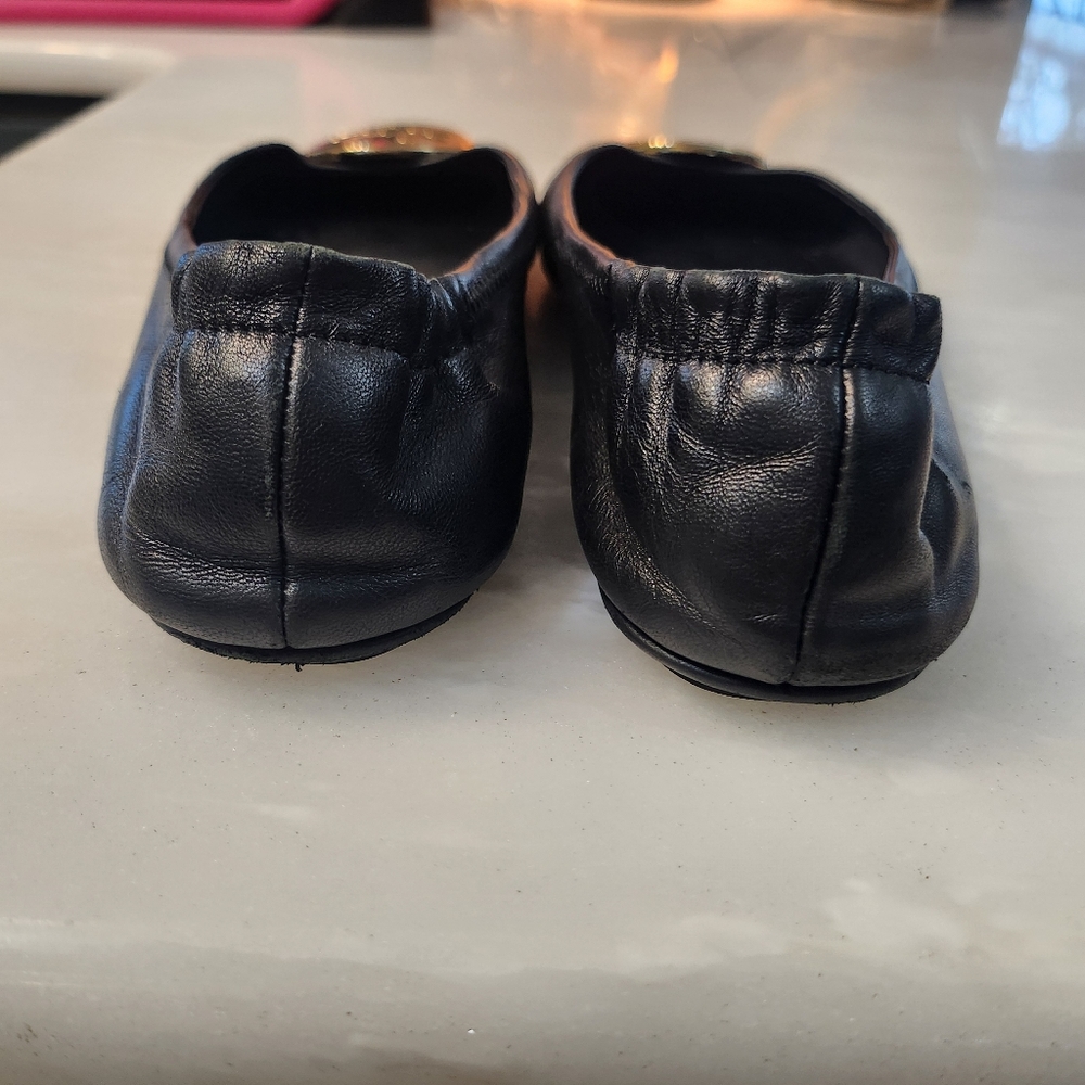 Tory Burch Black Leather Flats with Gold Logo Medallion - Picture 6 of 9